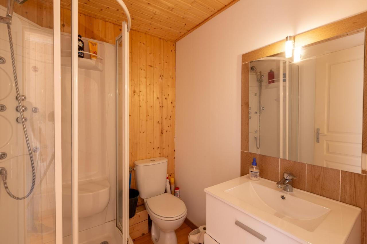 Chalet Les Tilleuls - Jolie Vue Montagne Et Lac Лез Англ Екстериор снимка